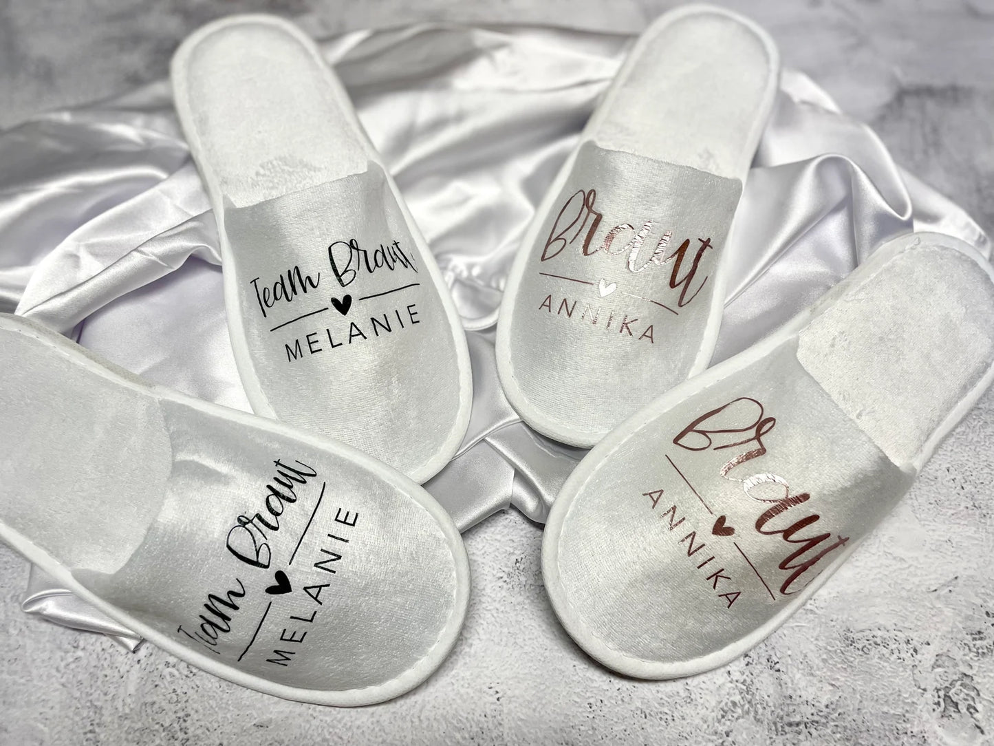 Personalisierte Wellnessslipper für den JGA