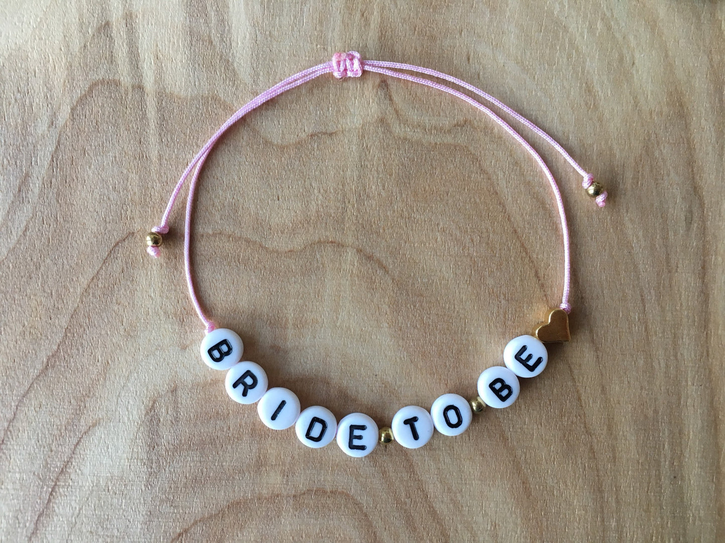 Personalisiertes Armband – Bride to be