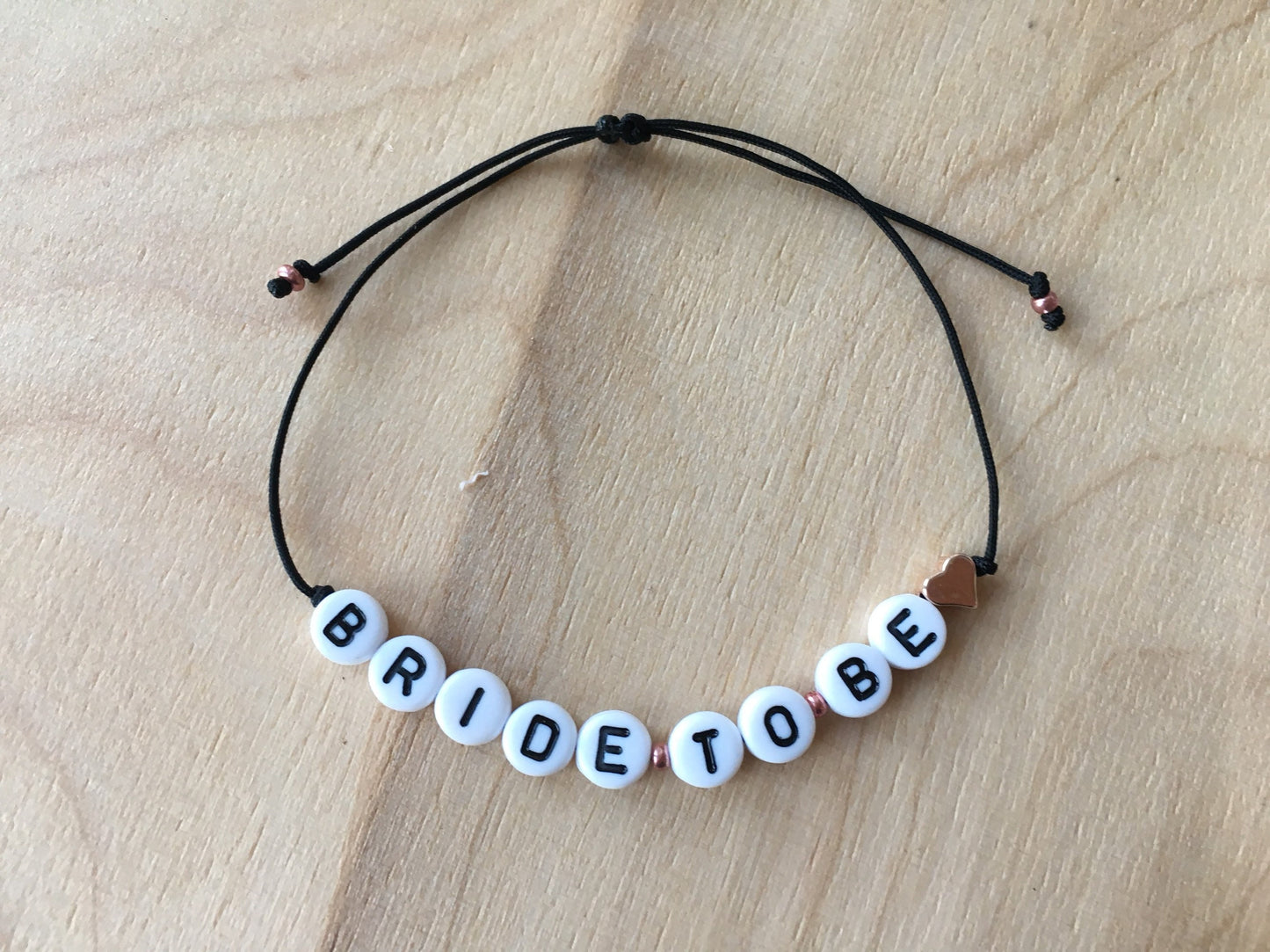 Personalisiertes Armband – Bride to be