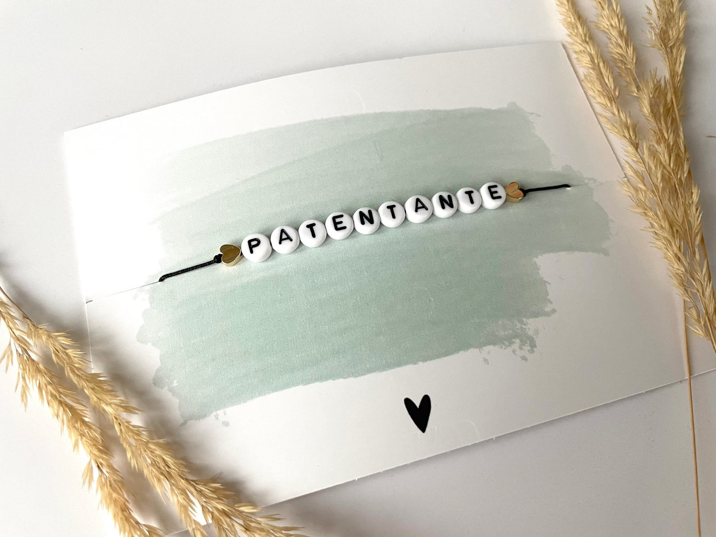 Personalisiertes Wunscharmband mit Name und Symbol