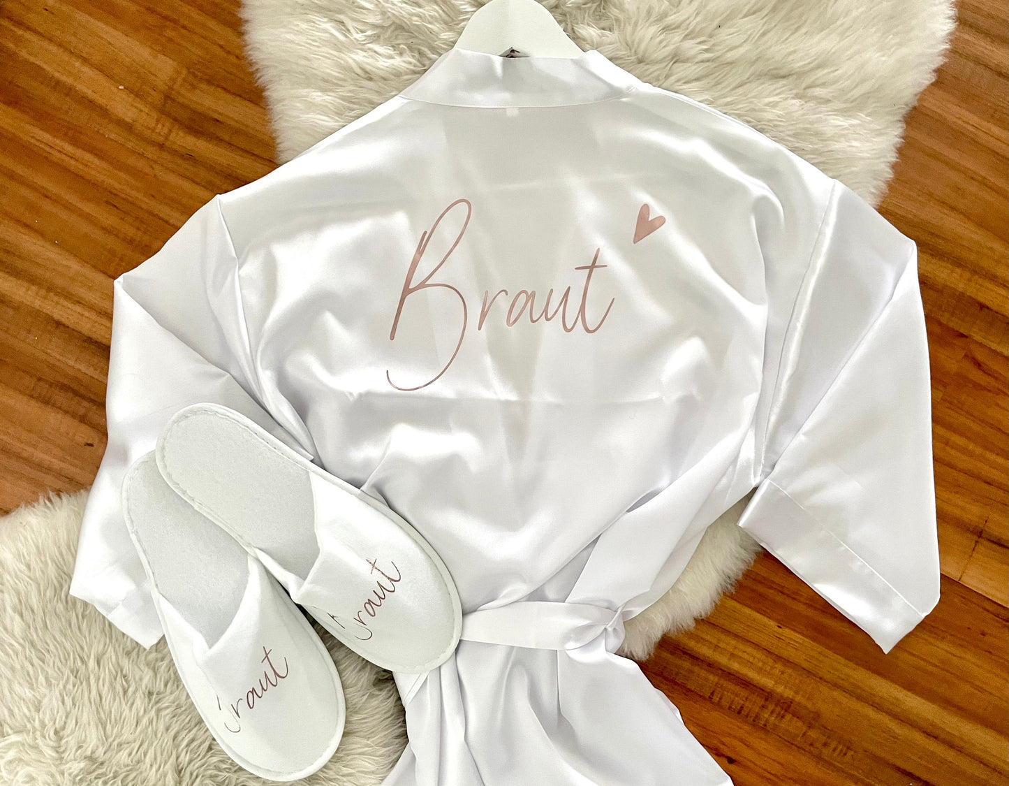 Personalisierte Wellnessslipper für die Braut