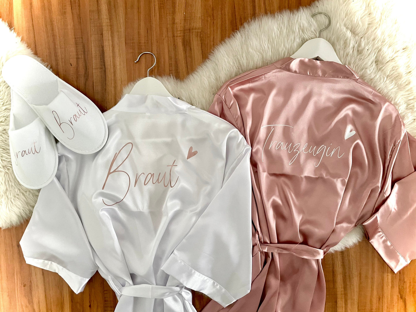 Personalisierter Morgenmantel & Wellnessslipper – 2er Set