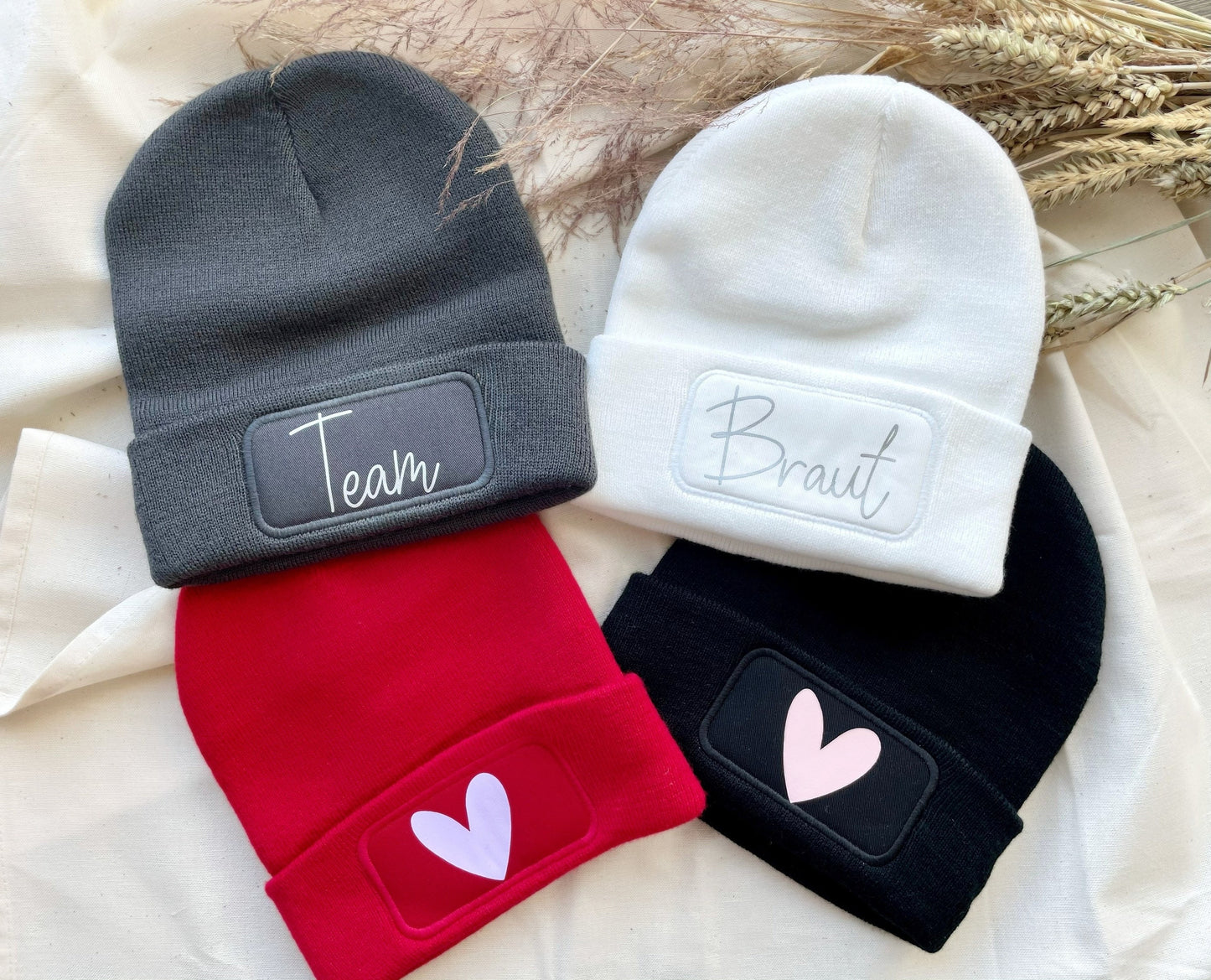 Personalisierte Mütze mit Wunschwort oder Symbol