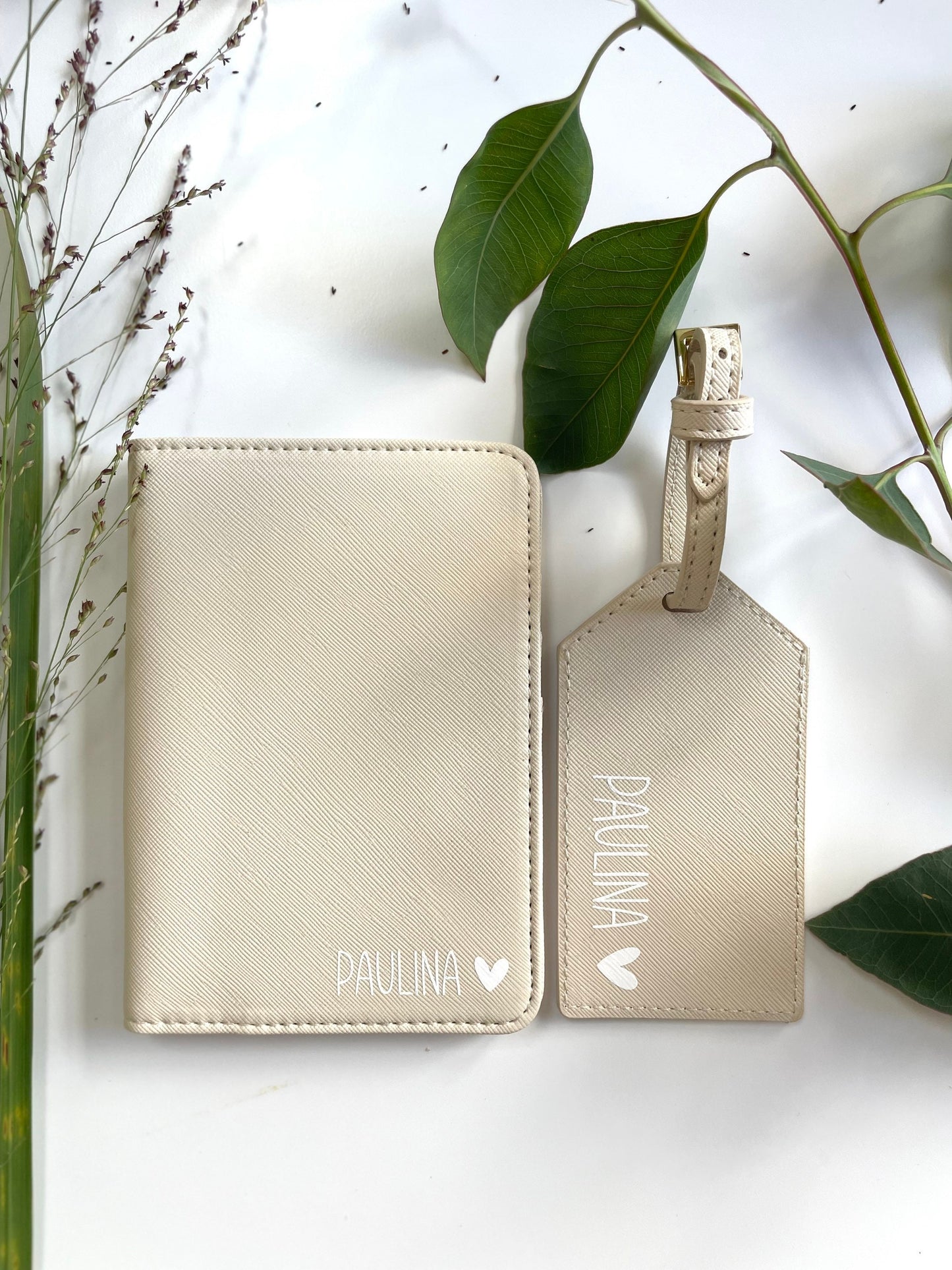 Personalisierte Passporthülle + Kofferanhänger – 2er Set – Design 3