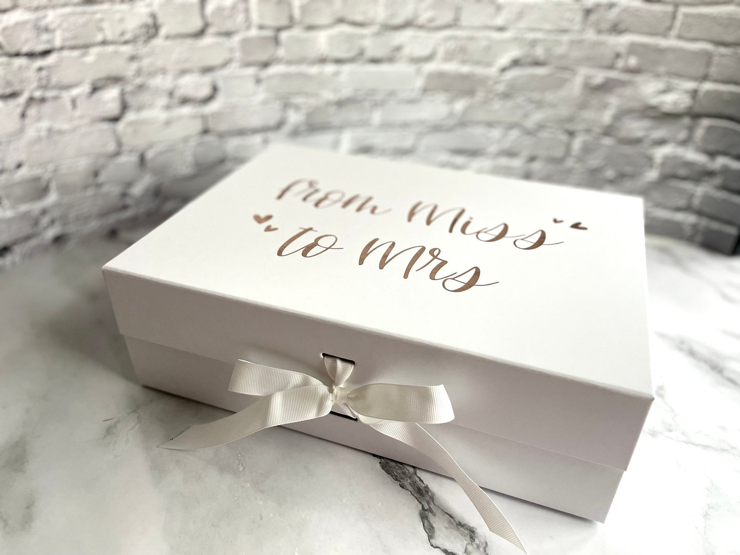 Personalisierte Geschenkschachtel für Trauzeugin, Brautjungfer oder Braut