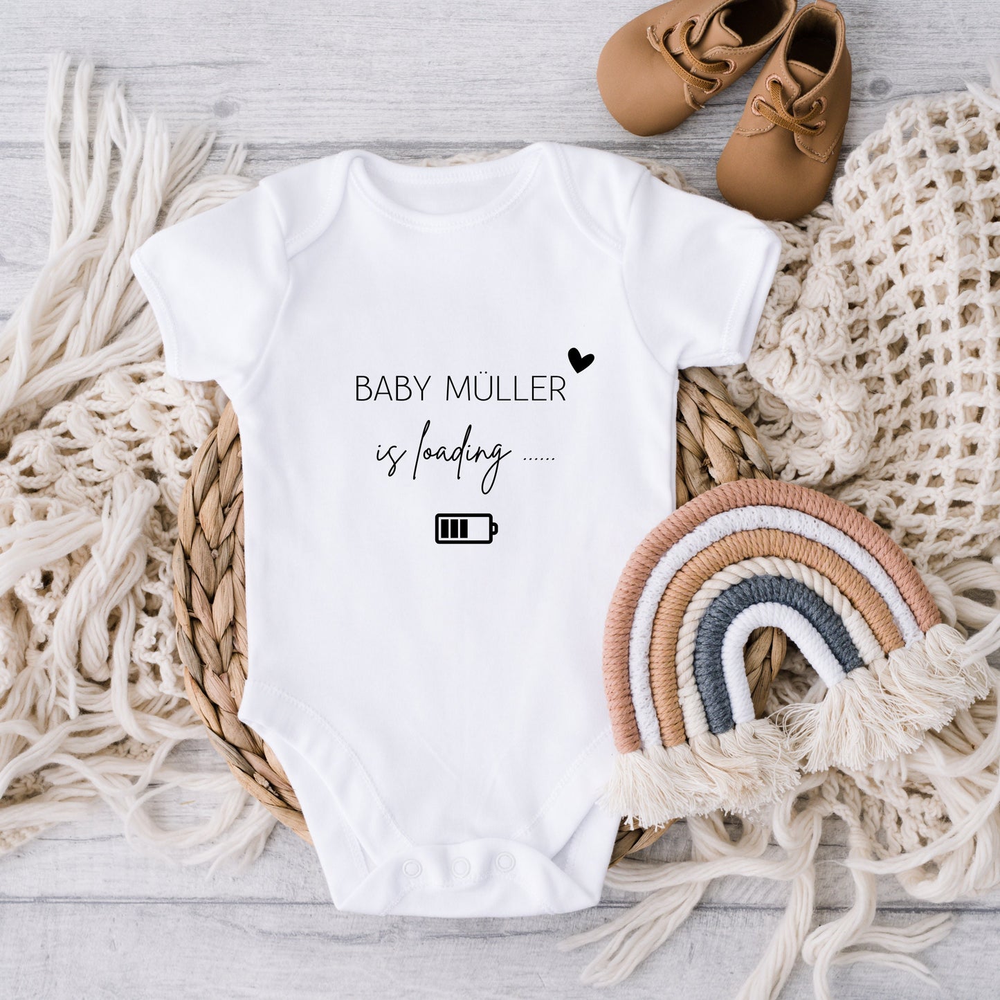 Personalisierter Baby Body – Baby is loading