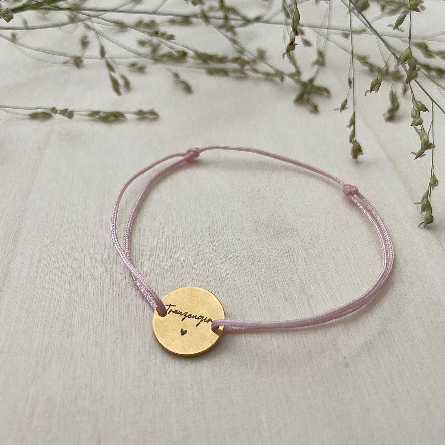 Personalisiertes Armband mit Gravur – Team Braut