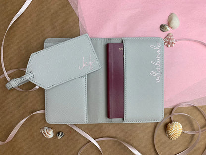 Personalisierte Passporthülle + Kofferanhänger – 2er Set – Design 4