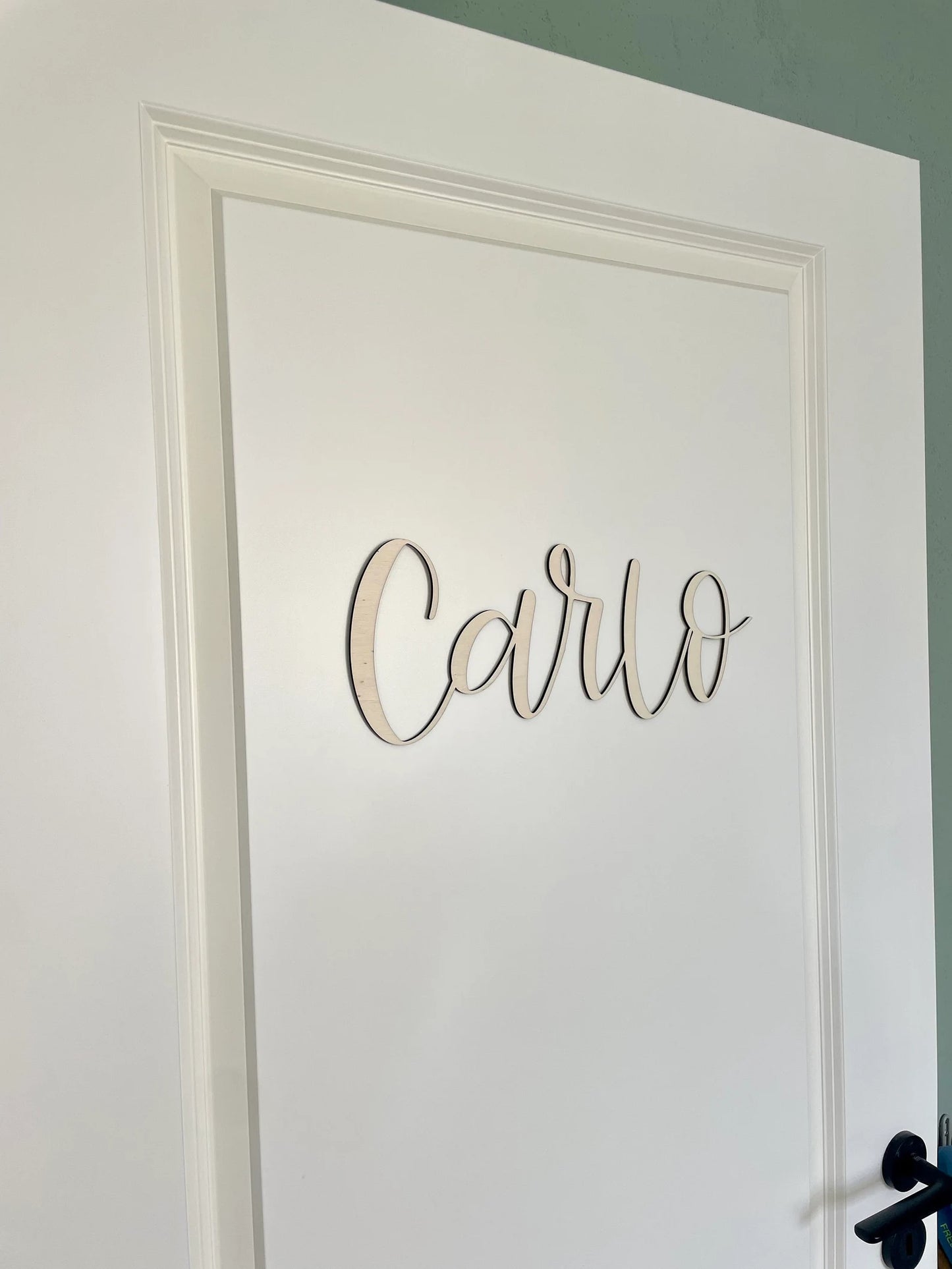 Personalisiertet Schriftzug aus Holz
