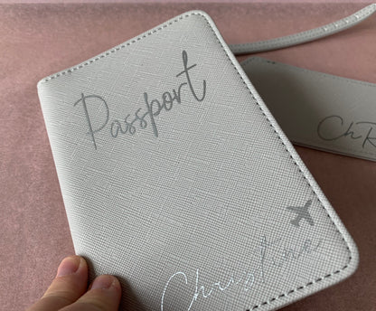 Personalisierte Passporthülle + Kofferanhänger – 2er Set – Design 2
