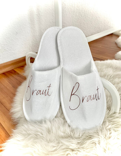 Personalisierte Wellnessslipper für die Braut