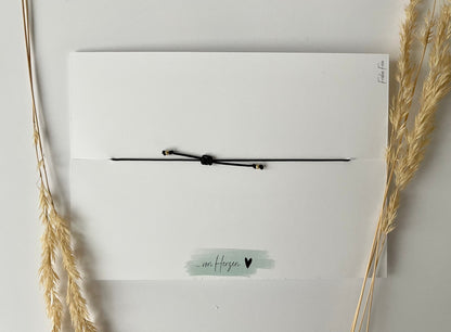 Personalisiertes Wunscharmband mit Name und Symbol