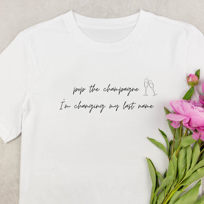 Personalisiertes T-Shirt – Pop the champagne
