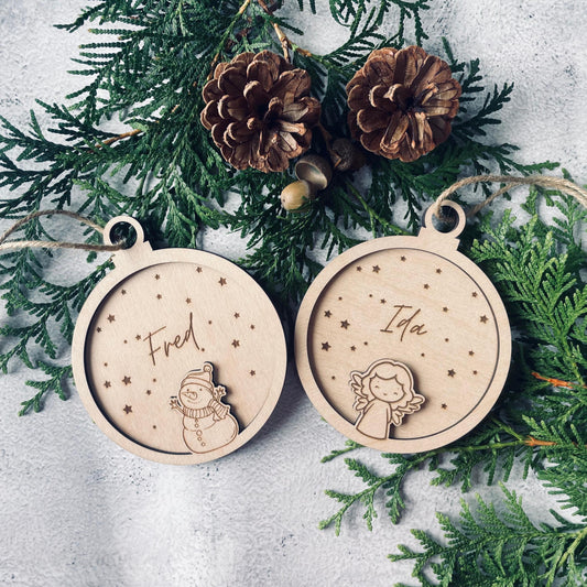 Personalisierter Weihnachtsbaumanhänger – Weihnachtsbaumkugel aus Holz 3D